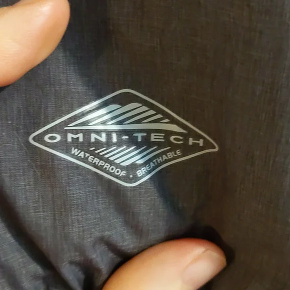 Columbia Omni Tech Rain Jacket - Picture 4 of 5